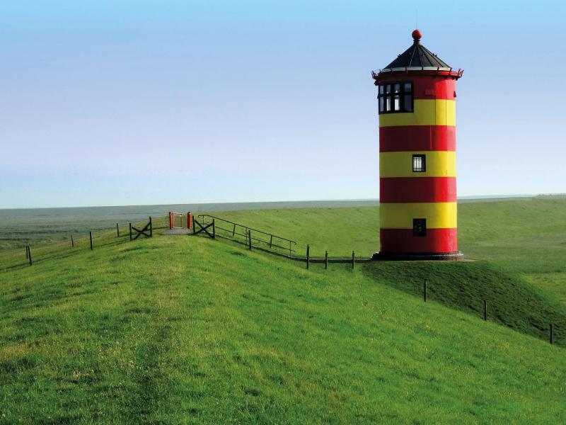Krummhörn: Von Pilsum nach Greetsiel